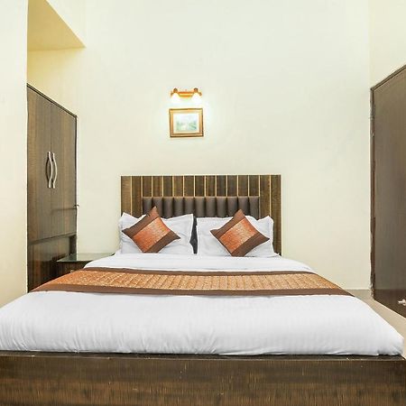 Oyo 14245 Amitabh Guest House Nowe Delhi Zewnętrze zdjęcie